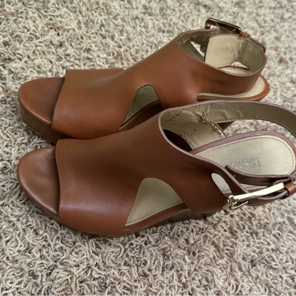 Michael Kors Josephine Wedge - Size 7 - Picture 11 of 15